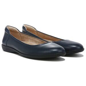 Naturalizer Flexy Ballet Flat in Navy Leather